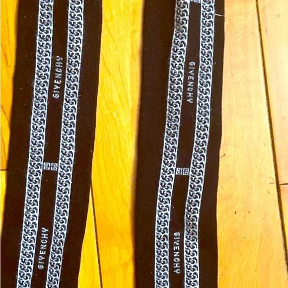 Givenchy stockings - Picture 2 of 2